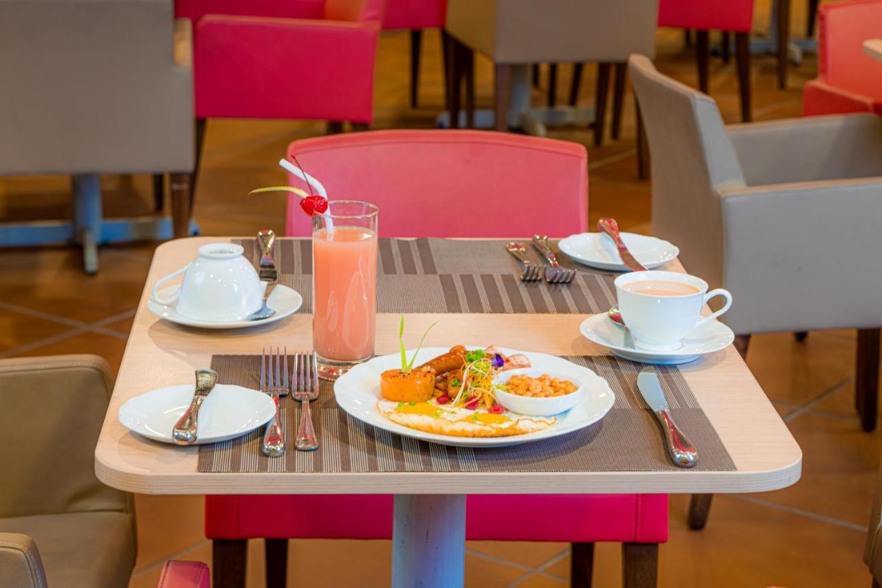 Earl's Red 3* Colombo
